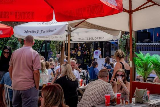 A night at The Blue Bell, Stoney Stanton